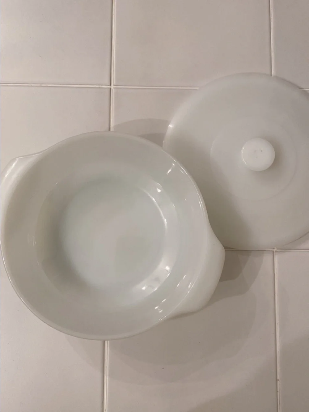 Vintage Anchor Hocking Covered Casserole Dish